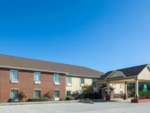 La Quinta Inn by Wyndham Calhoun South I-75 Hotels in Calhoun