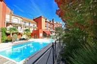 Best Western Beausejour - Pools
