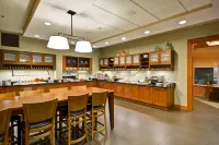 Hyatt Place Chicago Warrenville Naperville - breakfast