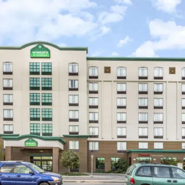 Wingate by Wyndham Regina Hotels near Grasslands