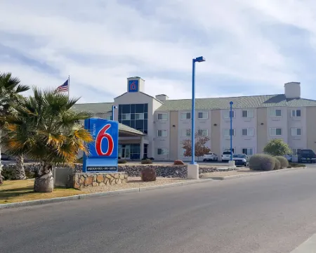 Motel 6 Las Cruces, NM - Telshor Hotels in Las Cruces