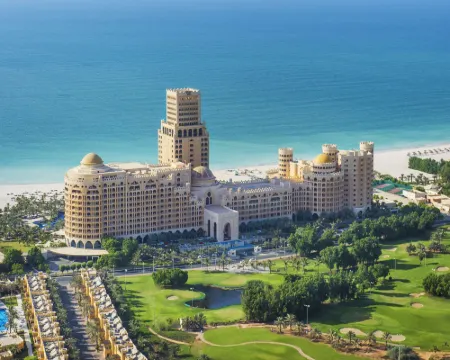 哈伊馬角華爾道夫酒店 奧扎瑞哈奧哈馬酒店