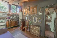 Co-D462-Ariv21at - the Writer s Nest