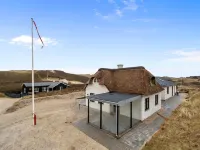 "Annelouise" - 100m from the Sea