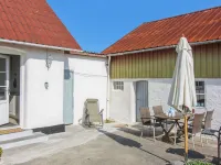 "Fraþulf" - 6km from the Sea - parking