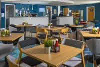 Holiday Inn Express Lichfield Отели в г. Армитаж вит Хандсакр