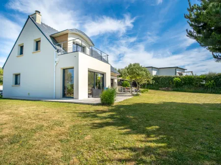 Hidel Отели в г. Плуарзель