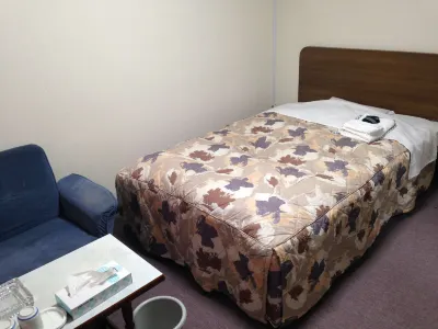 Business Hotel Kitaguni Hotel dekat JR Shin-Hakodate-Hokuto station