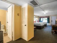 TiltonLodge Inn & Suites Hotels in Tilton