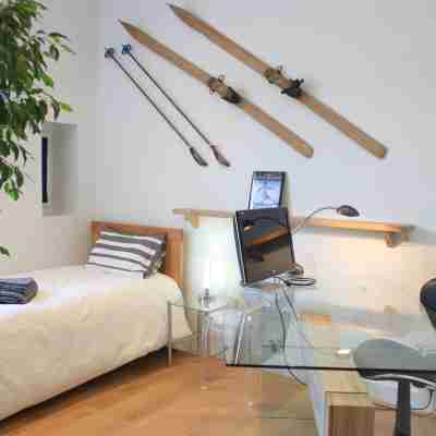70 rue Thiers Championnet, close Sncf, new & design, 2 bedrooms, 1 office Others
