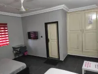 Deluxe Twin Beds in Royal Blue Guest House and Bar Lome Hotels near Restez Coi