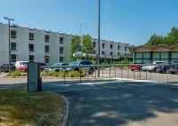 Kyriad le Creusot - Montchanin - Parkering
