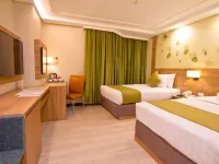 Crown Regency Hotel Makati Hotels near Ayala Museum
