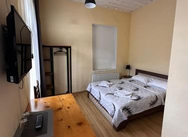 Villa Mestia Hotel - Housity