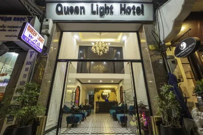Queen Light Hotel