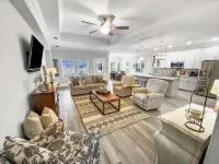 Beach House - the Beach Getaway by PHG Hotels in Sunnyside