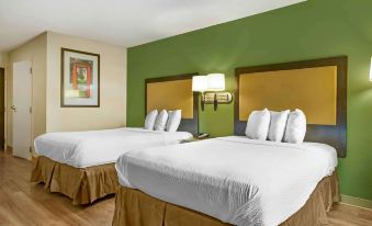 Sonesta Simply Suites Lansing