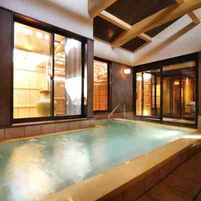 美味海食 汐彩の湯 みかく Fitness & Recreational Facilities