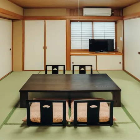 Hotel Showa Club