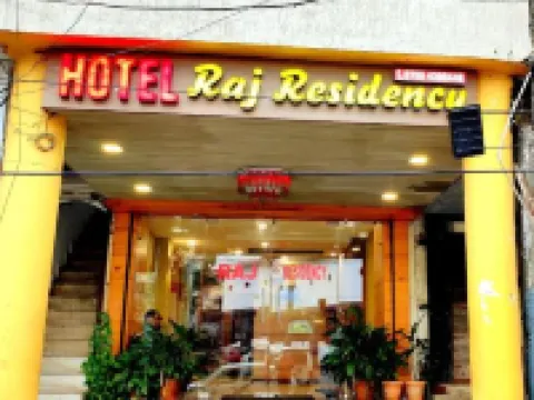 Hotel Raj Residency Hotel dekat Habibganj Railway Station