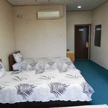 Minshuku Seaside House Dugong