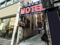 Busan Suyeong Time Hotel dekat Pertapaan Boriam
