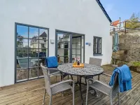 "Eleana" - 300m from the Sea