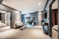 Patio Hotel & Monster Village