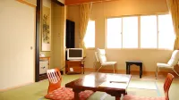 Echigoya Ryokan - parcheggio