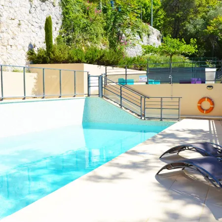 La Perle d'EZE - Aparthotel