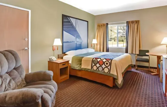 梅恩斯泰套房酒店勒克萊爾 - 四城地區