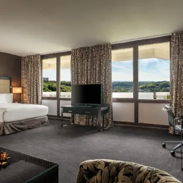 DoubleTree by Hilton Luxembourg Hotels near Adolphe Bridge