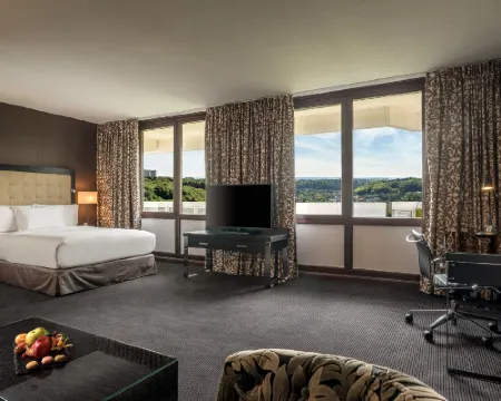 DoubleTree by Hilton Luxembourg Hotels in Luxembourg