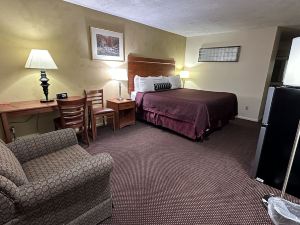 Economy Inn