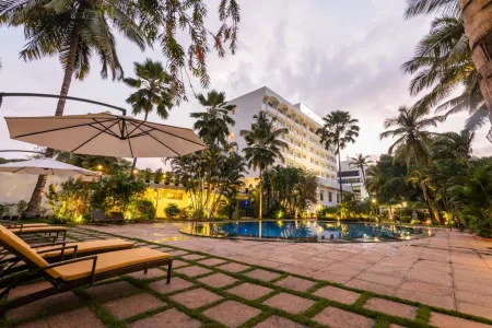 Southern Star,Mysore Отели в г. Майсур