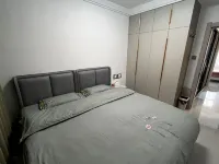 Jun Yue Homestay (Zhongshan Avenue)