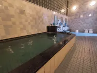 Osaka Municipal Nagai Youth Hostel - Capsule Hotels
