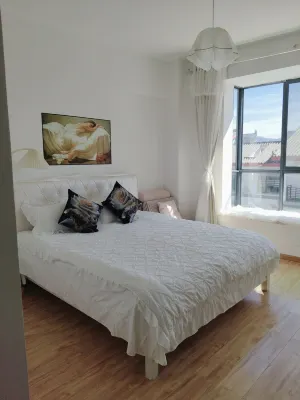 Ruocheng Xuyu Apartment (Minzhu Road No. 2)