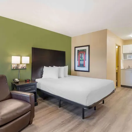 Extended Stay America Suites - St Louis - Westport - E Lackland Rd