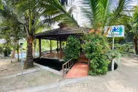 Hotel Dan Gazebo Syariah Pinggir Kali Prigen RedPartner