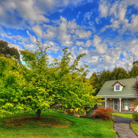 Rosebank Cottage Collection