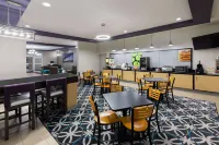 La Quinta Inn & Suites by Wyndham Houma Hotels in Thibodaux