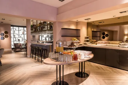 Sandton Eindhoven Centre Отели рядом со станцией Центральная железнодорожная станция Эйнховен