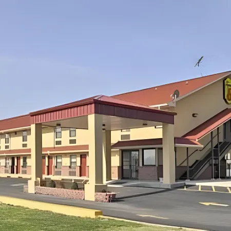 Super 8 by Wyndham Cleveland