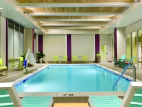 ホーム 2 スイーツ バイ ヒルトン ユージーン ダウンタウン ユニバーシティ エリア ユージンのホテル