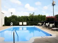 Hampton Inn by Hilton Hopewell Fort Lee - 駐車場