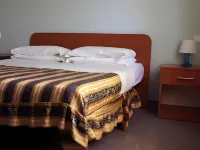 Hotel 106 Hôtels à : Petrizia