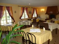 Auberge de Lamagistere Hotels in Valence