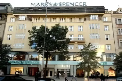 EA ApartHotel Melantrich Hotel in zona Assicurazioni Generali