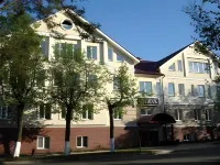 Орион Отели рядом с достопримечательностью «Стадион Торпедо»